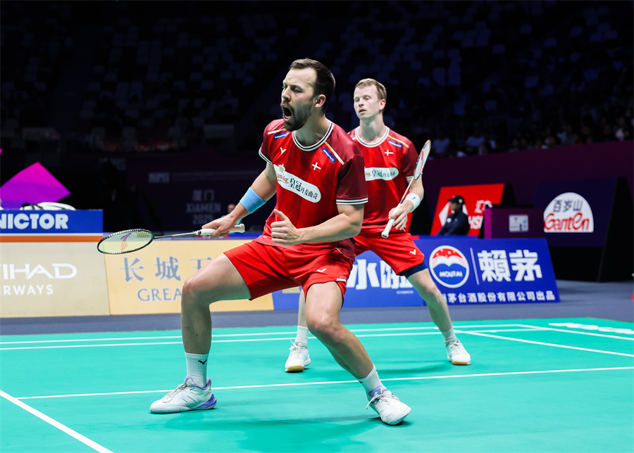 依然面临场 依然面临场