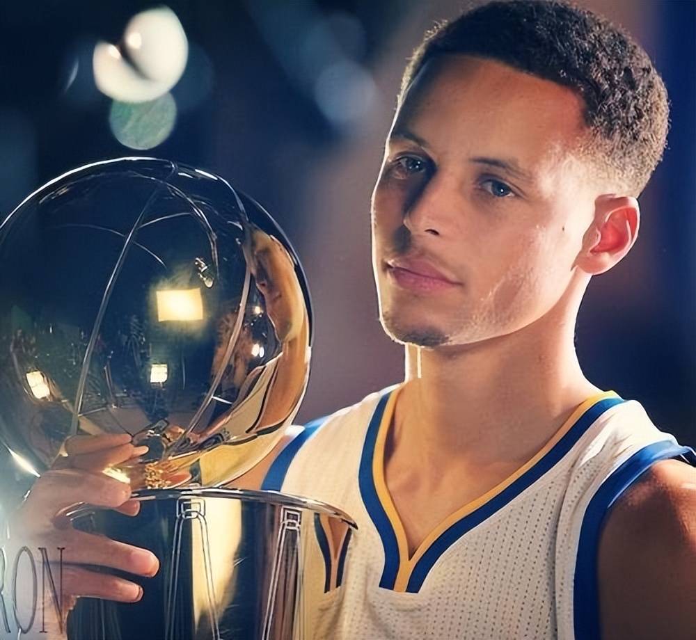 展现了超出 展现了超出