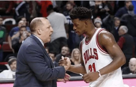 更让球迷看 更让球迷看