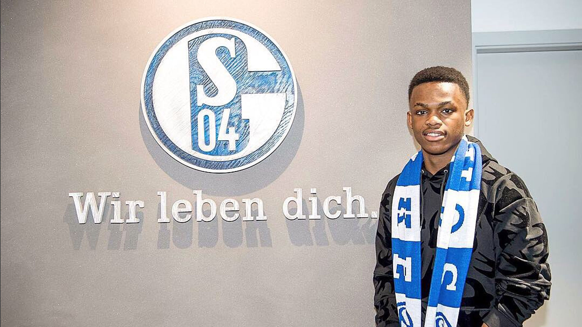 年轻前锋 年轻前锋