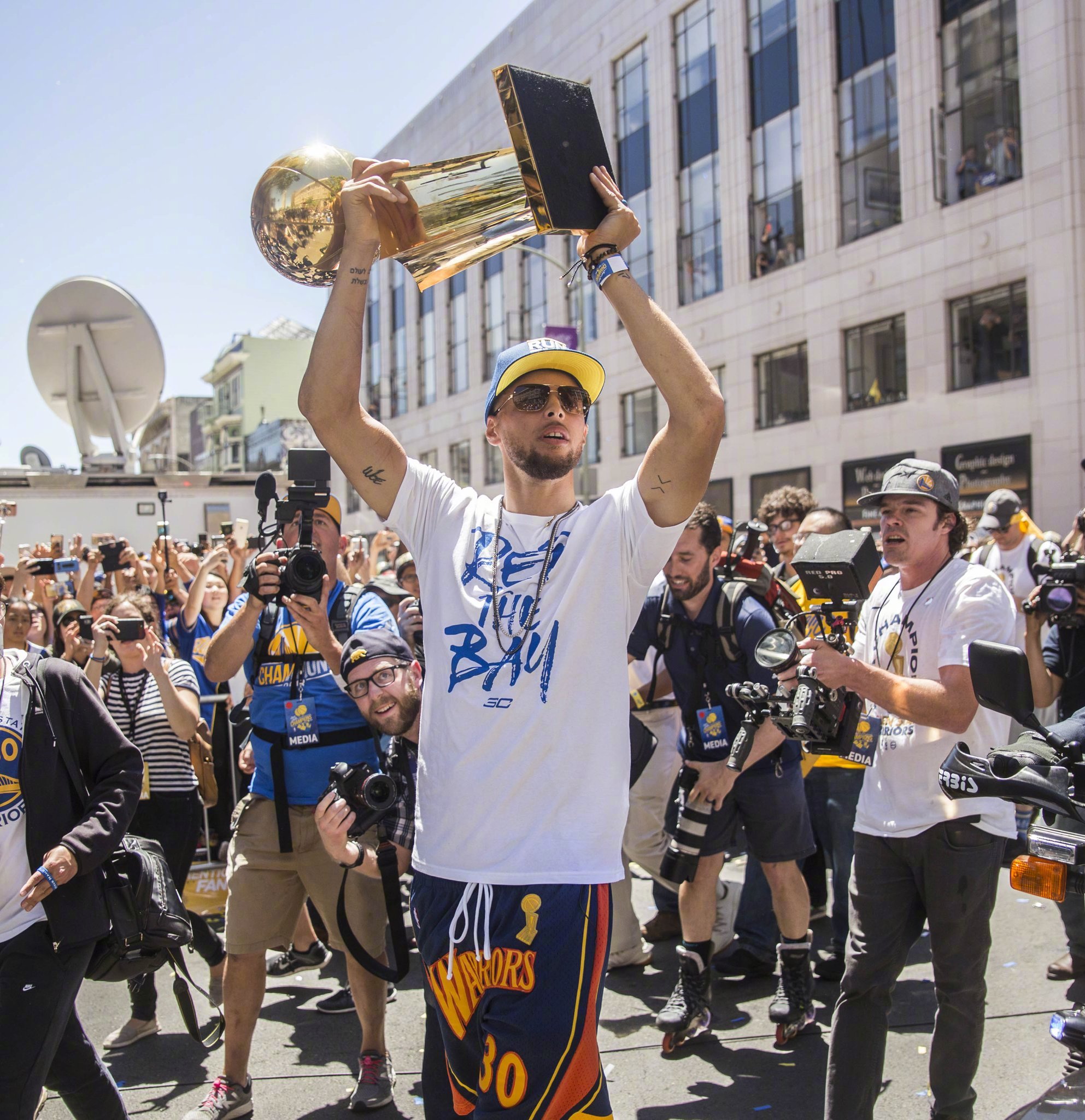 休赛期的瑜 休赛期的瑜