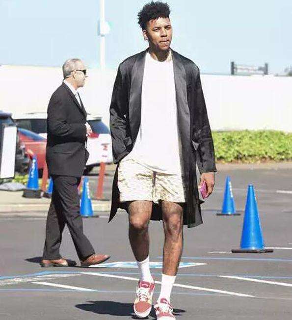 冬窗外租齐 冬窗外租齐